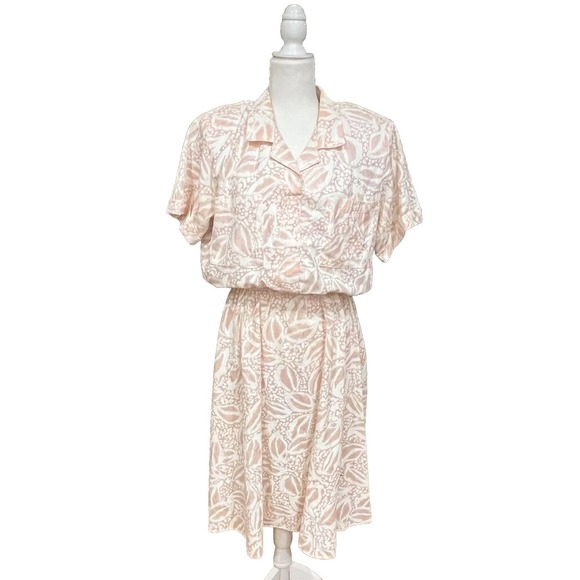 miss oops Dresses & Skirts - Miss Oops California Vintage Pink White Short Sleeve Collar MIDI Dress